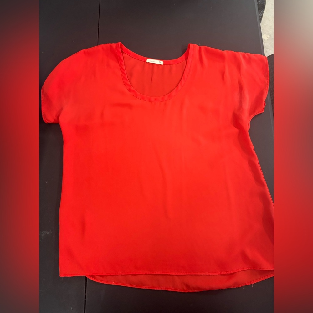 Soprano Vibrant Red Short Sleeve Top